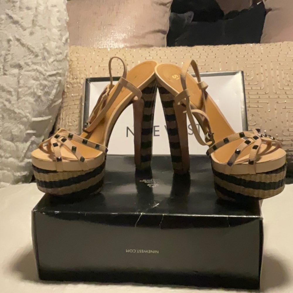 Schultz Heels - image 3